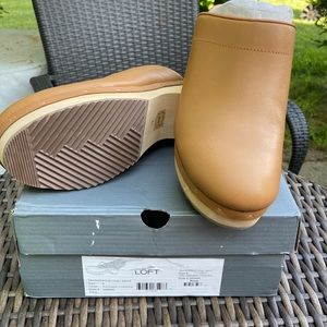Loft clogs.  Tan uppers, sz 9